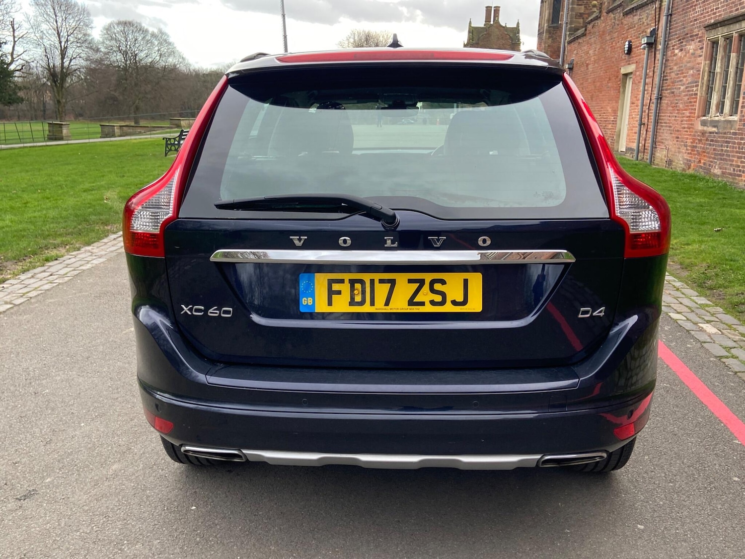 Used Volvo XC60 2017 for sale - 77633000: Photo 7