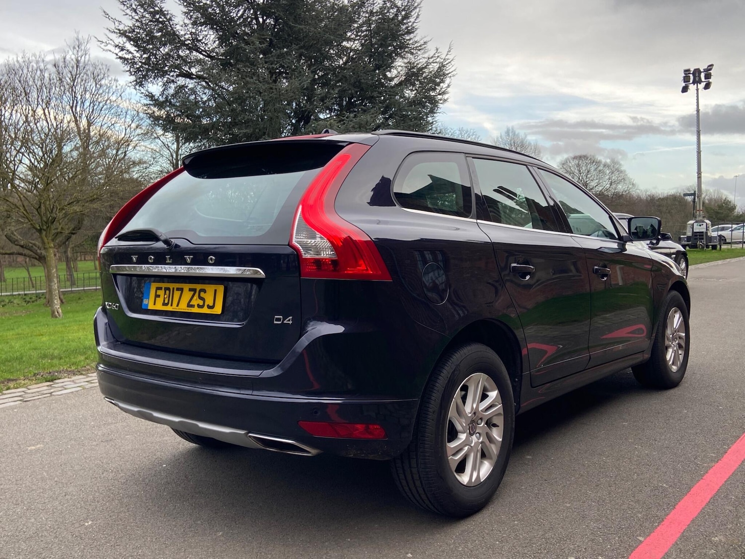 Used Volvo XC60 2017 for sale - 77633000: Photo 8