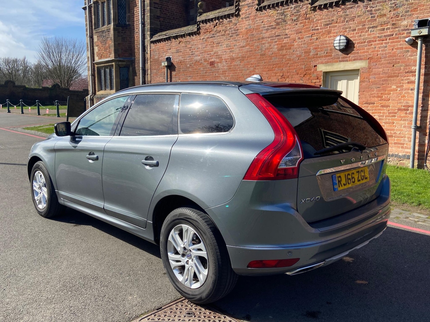 Used Volvo XC60 2016 for sale - 77970300: Photo 8