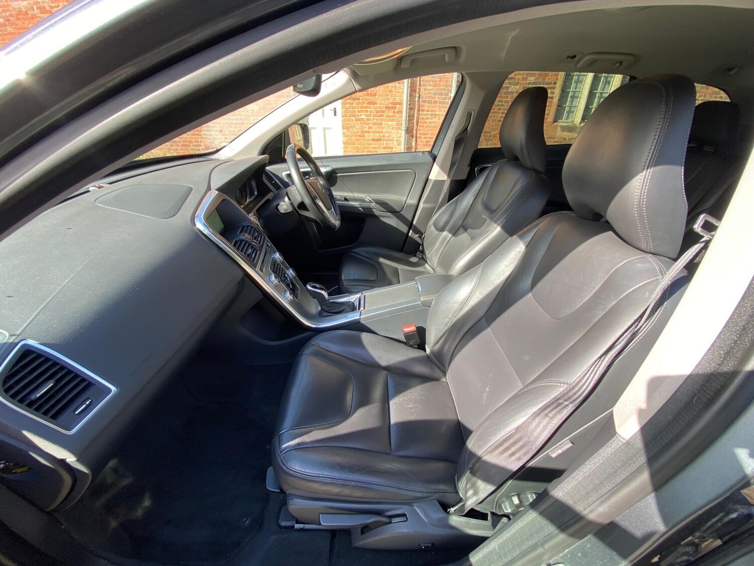 Used Volvo XC60 2016 for sale - 78157100: Photo 11