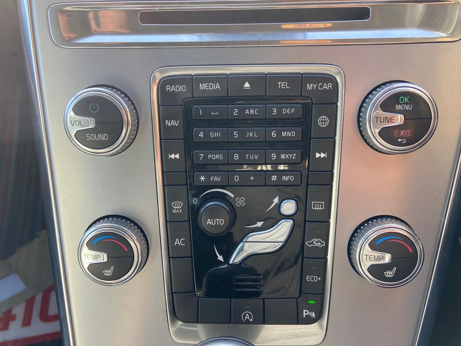 Used Volvo XC60 2016 for sale - 78157100: Photo 13