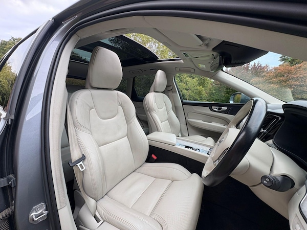 Used Volvo XC60 2021 for sale - 76337090: Photo 12