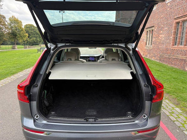 Used Volvo XC60 2021 for sale - 76337090: Photo 15