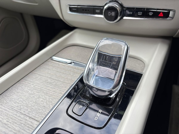 Used Volvo XC60 2021 for sale - 76337090: Photo 18