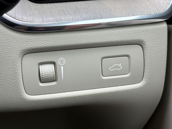 Used Volvo XC60 2021 for sale - 76337090: Photo 28