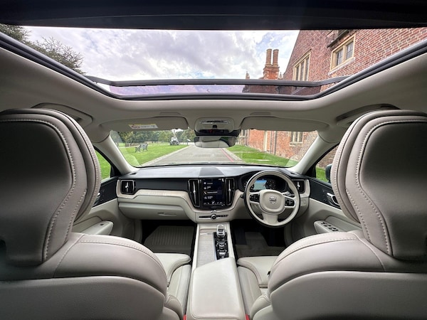 Used Volvo XC60 2021 for sale - 76337090: Photo 9