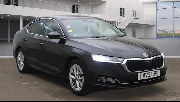 Used Skoda Octavia 2022 for sale - 76200285: Photo 2
