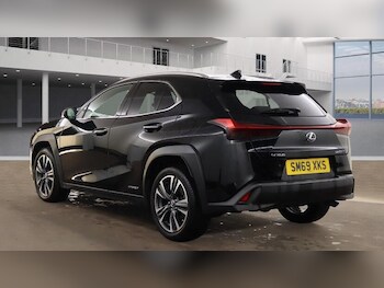 Used Lexus UX 2020 for sale - 77824201: Photo