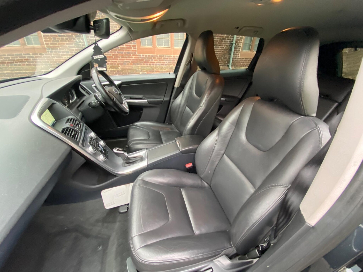 Used Volvo XC60 2016 for sale - 76109416: Photo 11