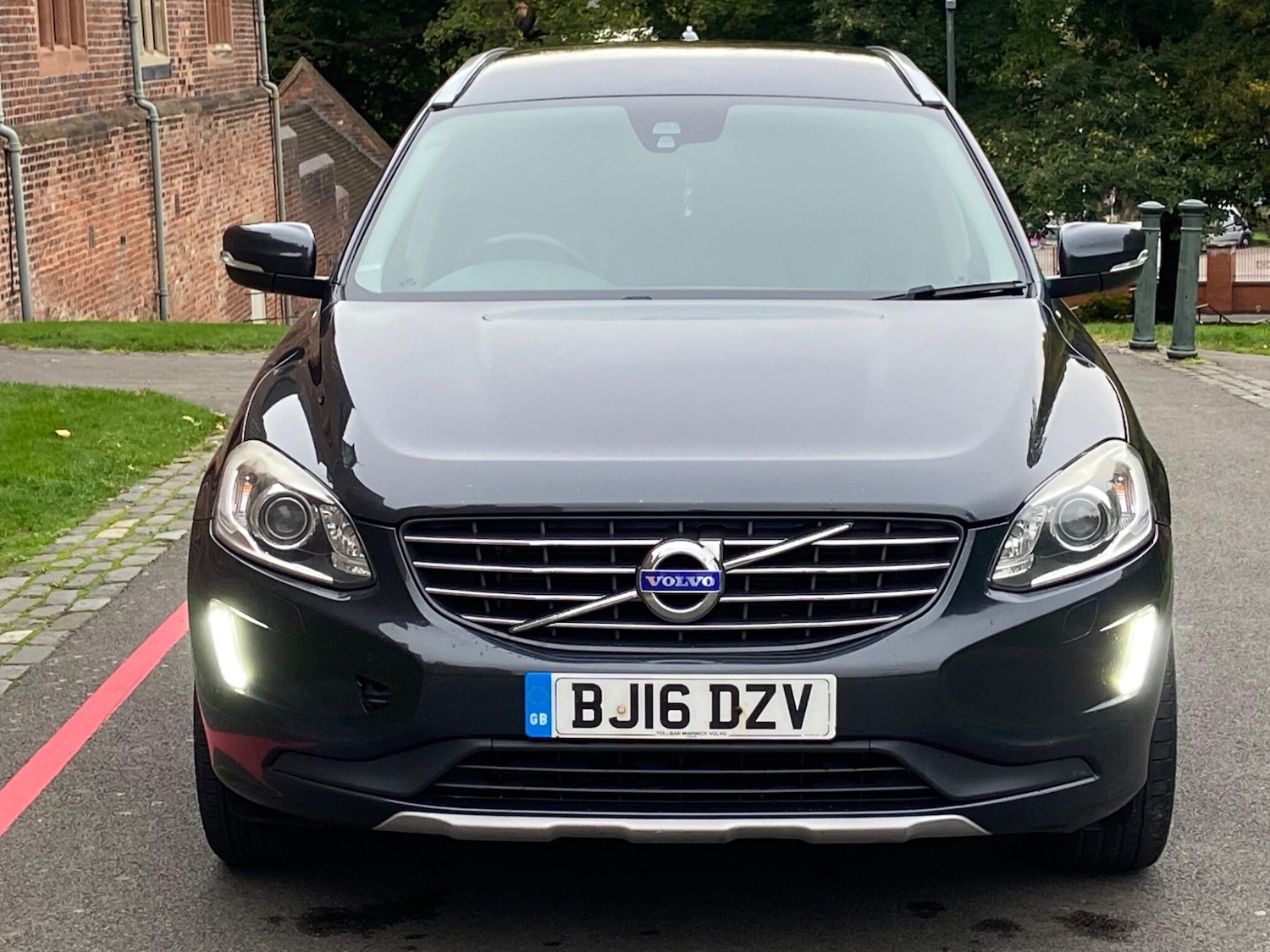 Used Volvo XC60 2016 for sale - 76109416: Photo 3