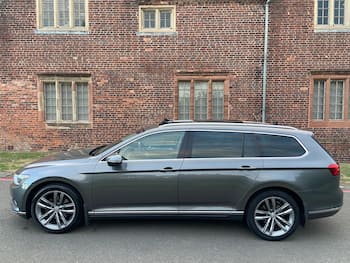 Used Volkswagen Passat 2017 for sale - 79726926: Photo