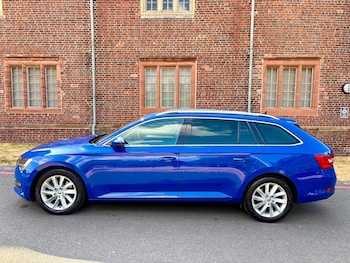 Used Skoda Superb 2020 for sale - 79296064: Photo