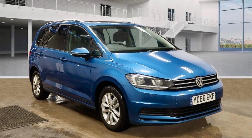 Used Volkswagen Touran 2016 for sale - 77132054: Photo 2