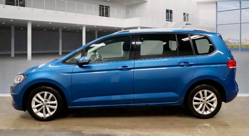 Used Volkswagen Touran 2016 for sale - 77132054: Photo 3