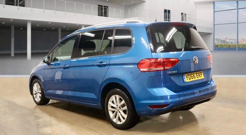 Used Volkswagen Touran 2016 for sale - 77132054: Photo 4