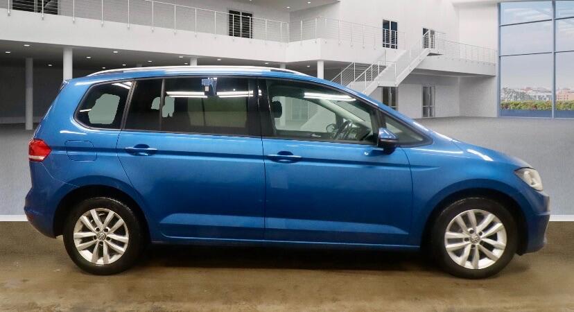 Used Volkswagen Touran 2016 for sale - 77132054: Photo 6