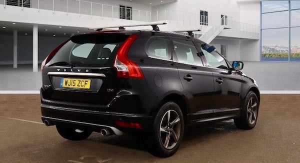 Used Volvo XC60 2015 for sale - 76158565: Photo 3