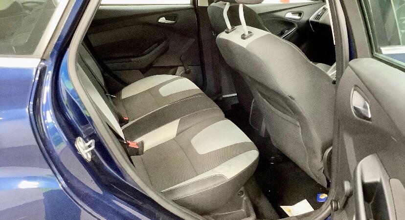 Used Ford Focus 2011 for sale - 76993421: Photo 8