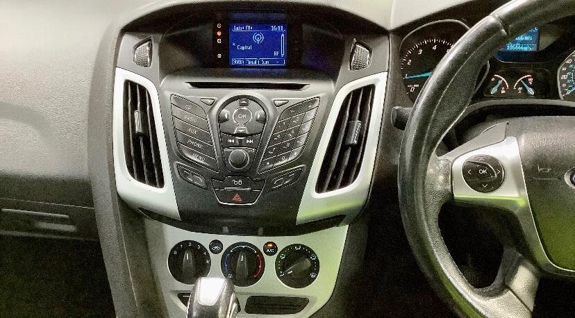 Used Ford Focus 2011 for sale - 76993421: Photo 9