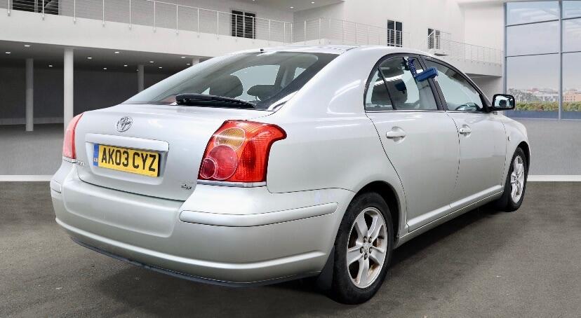 Used Toyota Avensis 2003 for sale - 76584294: Photo 4