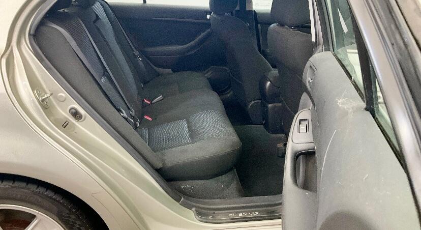 Used Toyota Avensis 2003 for sale - 76584294: Photo 8