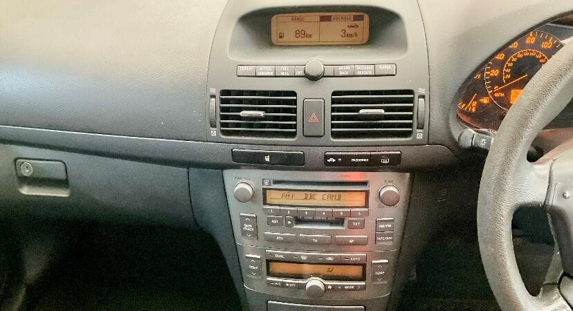 Used Toyota Avensis 2003 for sale - 76584294: Photo 9