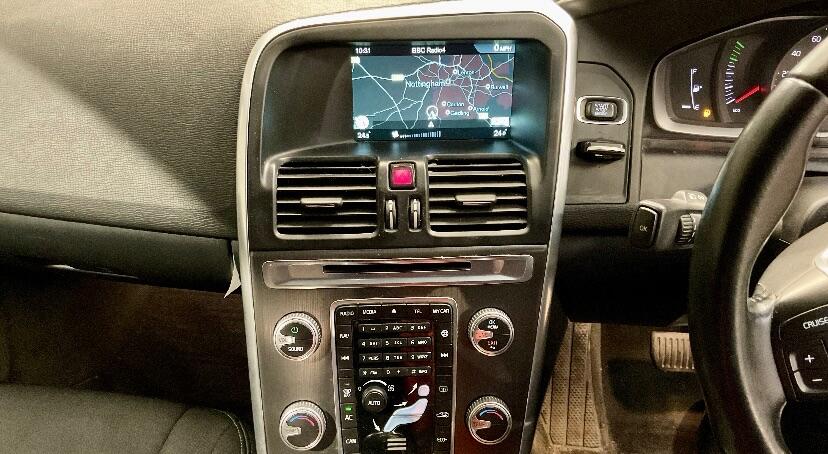 Used Volvo XC60 2015 for sale - 77175678: Photo 11