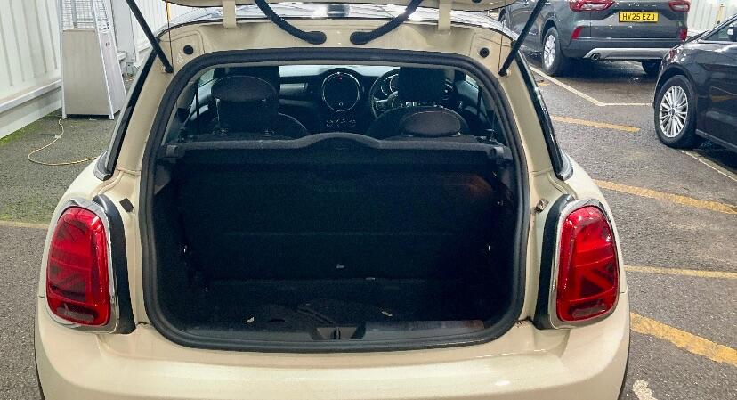 Used MINI Hatch 2020 for sale - 76671469: Photo 11