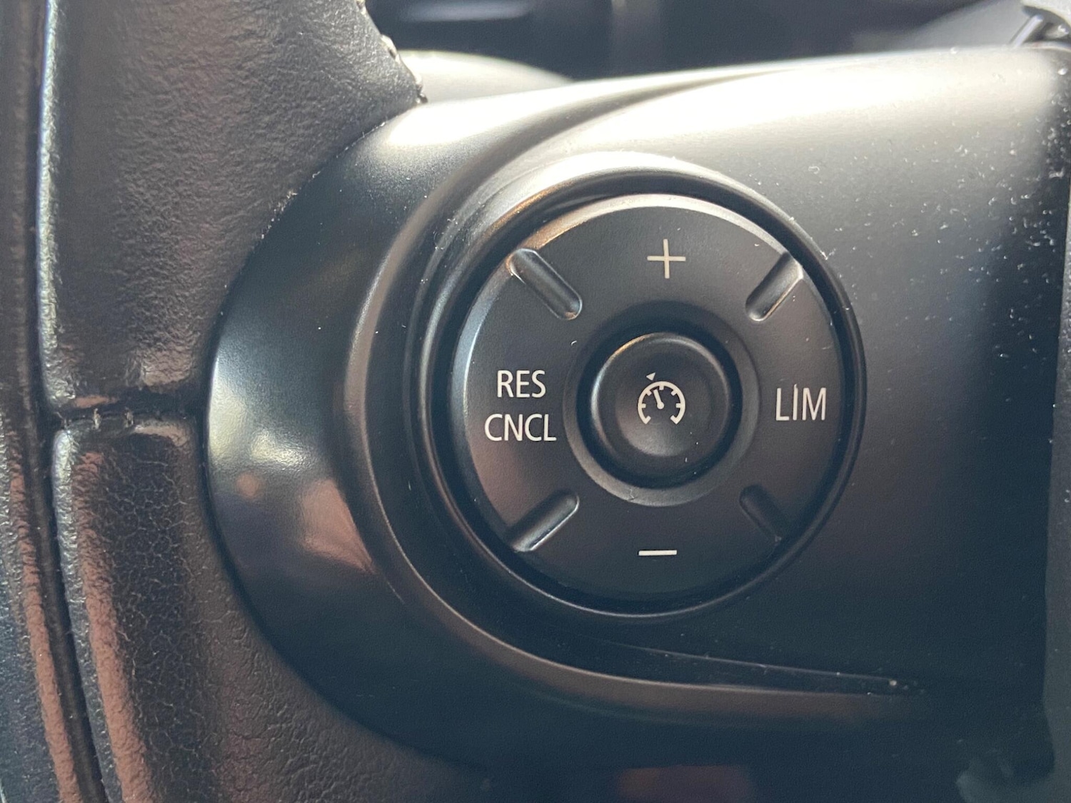 Used MINI Hatch 2020 for sale - 76671469: Photo 24