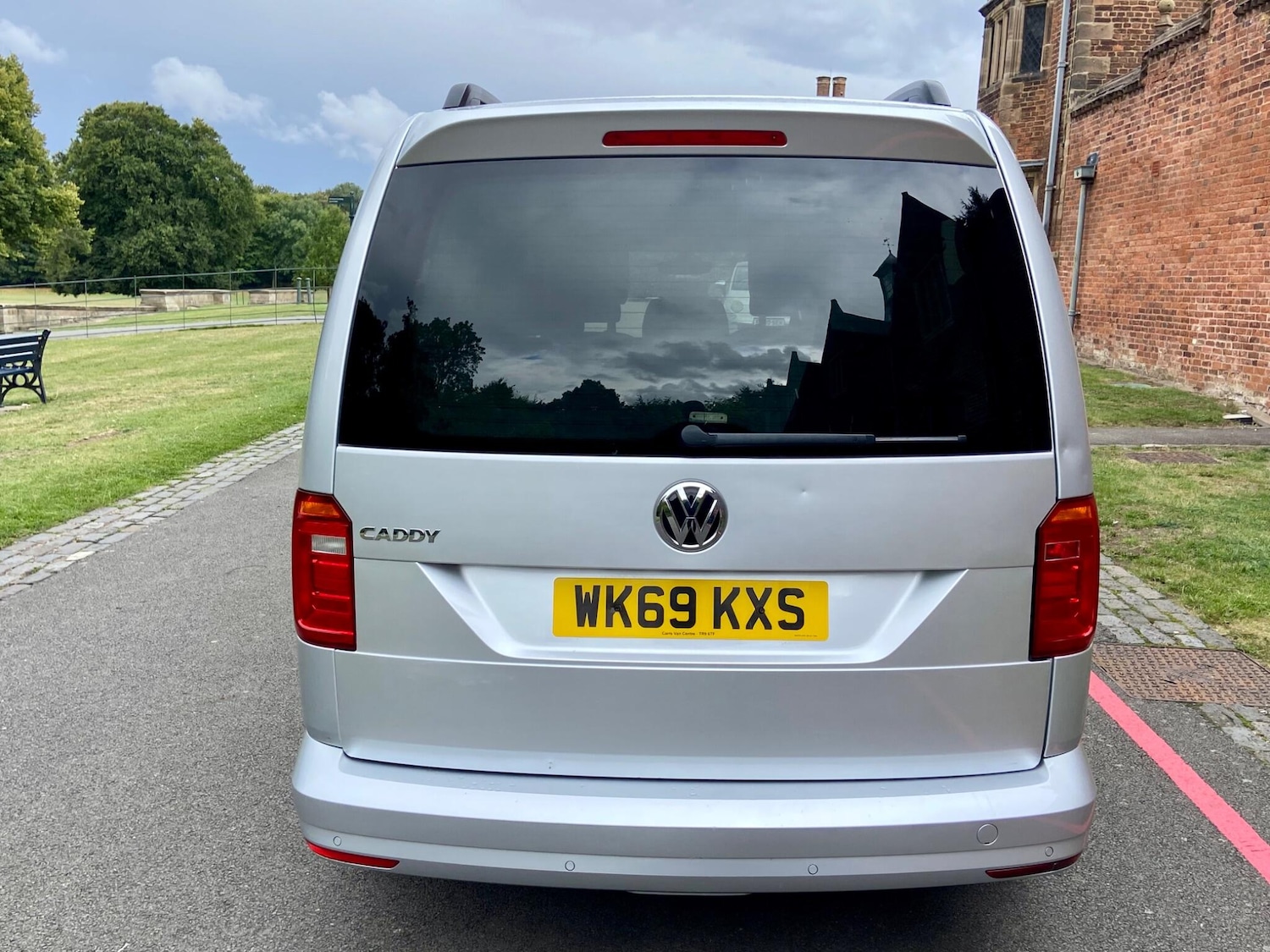 Used Volkswagen Caddy Maxi Life 2019 for sale - 76360516: Photo 6