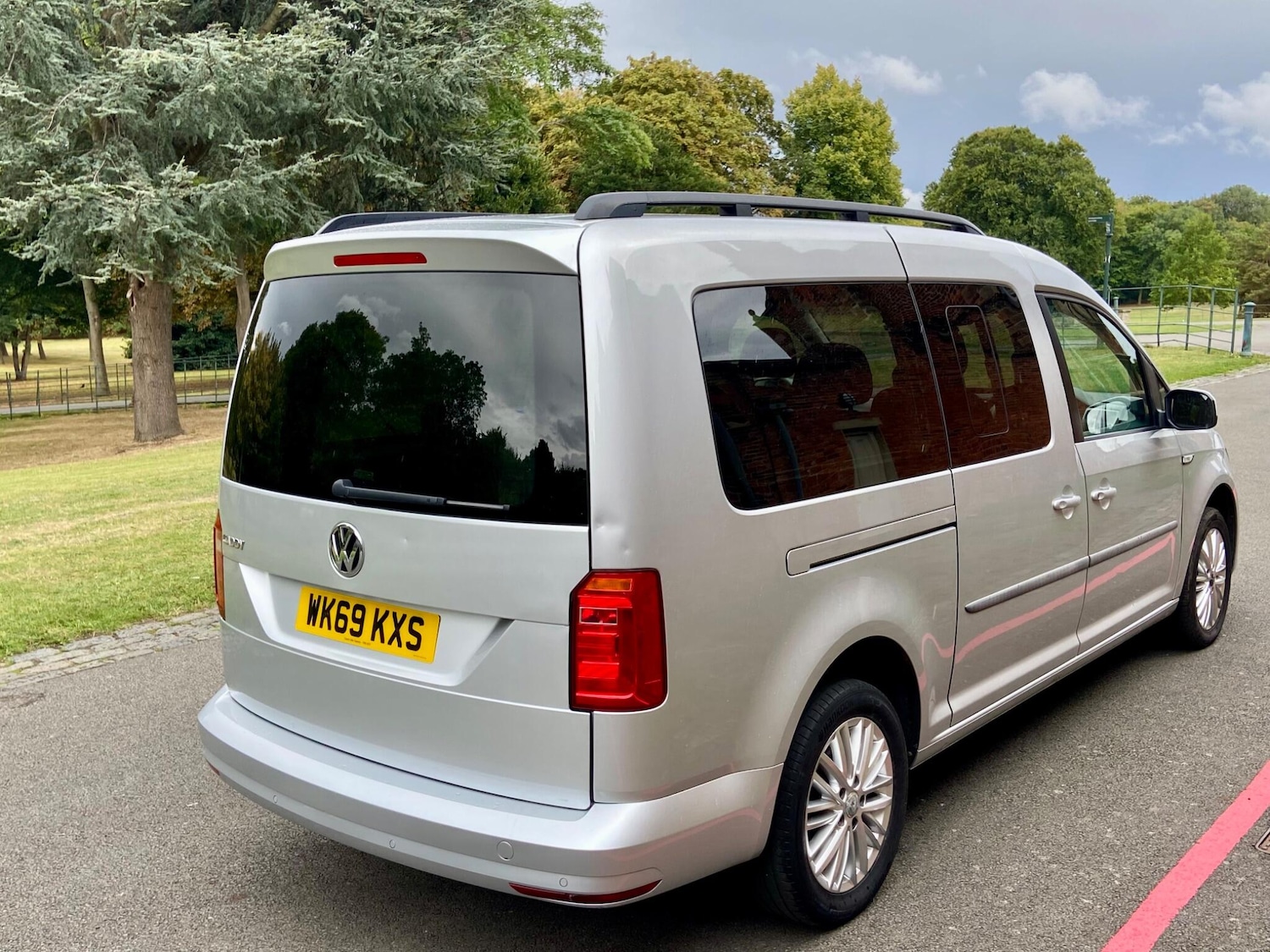Used Volkswagen Caddy Maxi Life 2019 for sale - 76360516: Photo 7