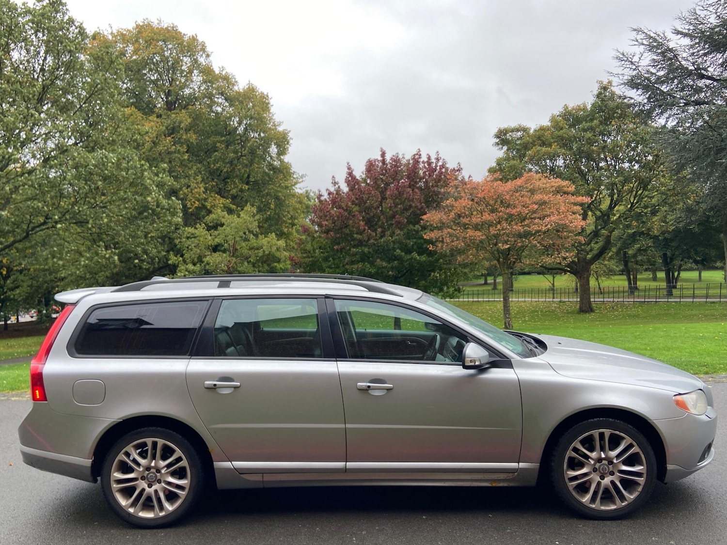 Used Volvo V70 2007 for sale - 76166416: Photo 4