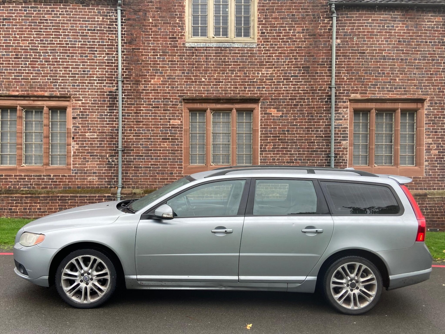 Used Volvo V70 2007 for sale - 76166416: Photo 5