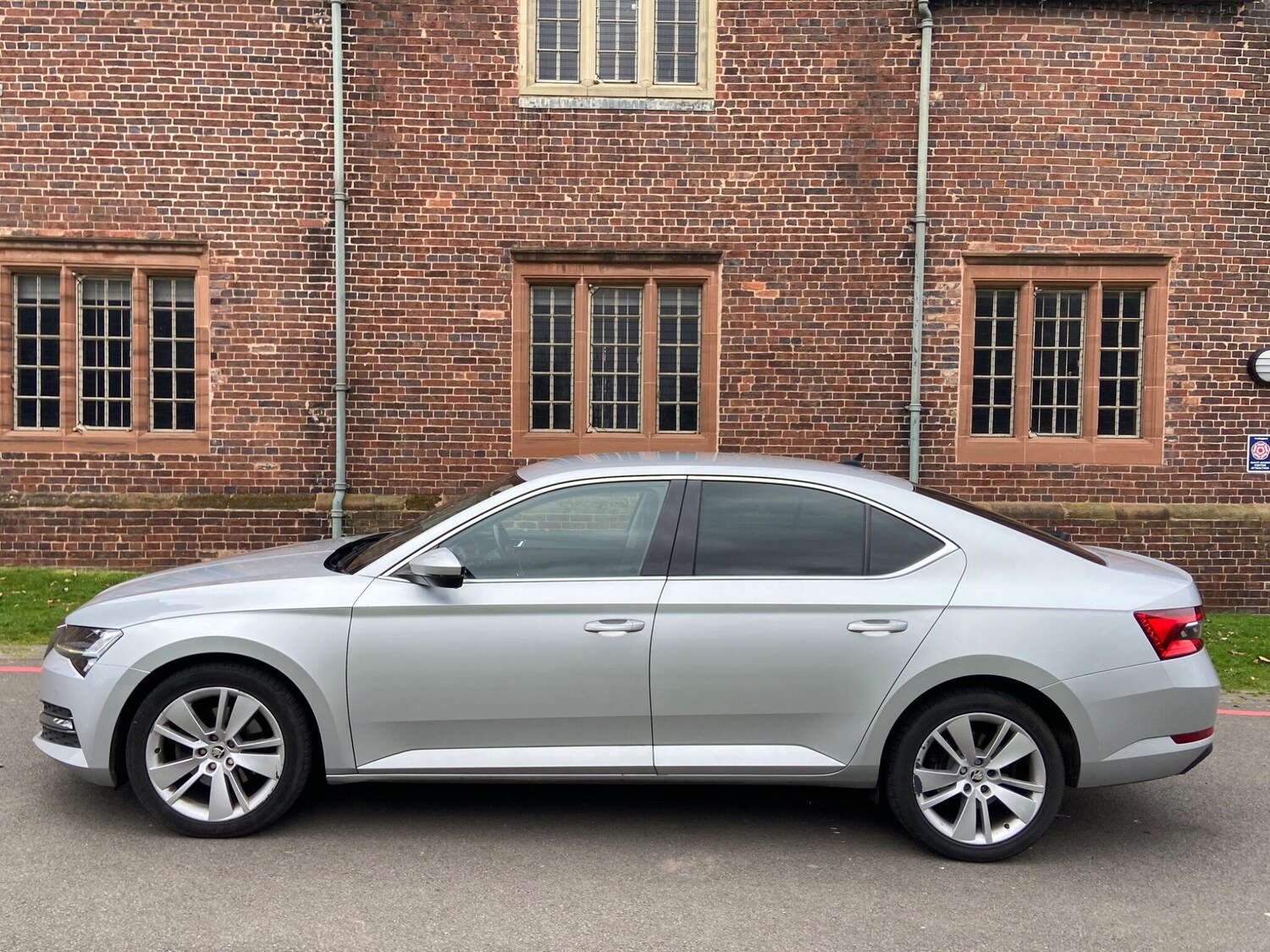 Used Skoda Superb 2020 for sale - 78063032: Photo 4