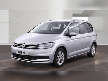 Used Volkswagen Touran 2016 for sale - 79613181: Photo