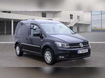Used Volkswagen Caddy Life 2017 for sale - 76336128: Photo