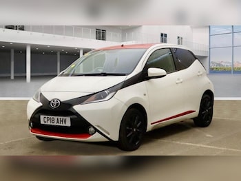 Used Toyota AYGO 2018 for sale - 76472400: Photo