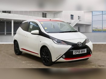 Used Toyota AYGO 2018 for sale - 76472400: Photo