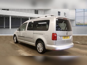 Used Volkswagen Caddy Maxi Life 2017 for sale - 75953842: Photo