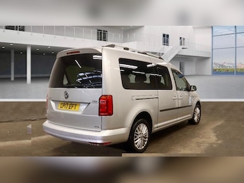 Used Volkswagen Caddy Maxi Life 2017 for sale - 75953842: Photo