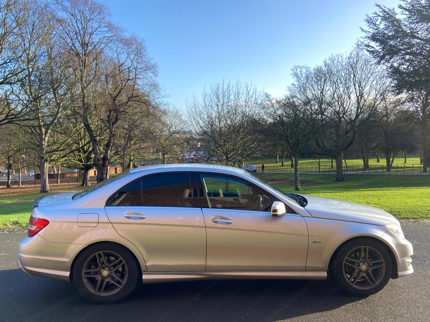 Used Mercedes-Benz C Class 2011 for sale - 77016688: Photo 2