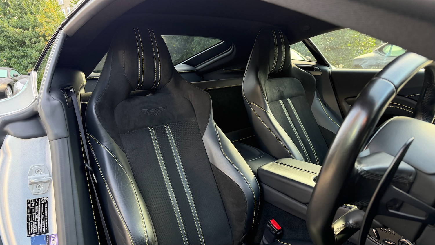 Used Aston Martin Vantage 2022 for sale - 76430702: Photo 12