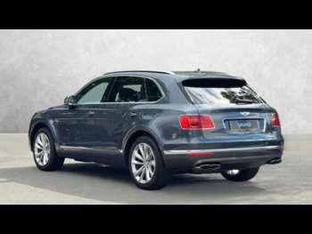 Used Bentley Bentayga 2019 for sale - 74775175: Photo