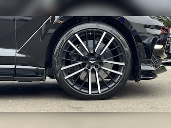 Used Aston Martin DBX 2023 for sale - 75975683: Photo
