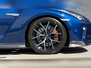 Used Nissan GT-R 2019 for sale - 78402885: Photo