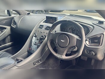 Used Aston Martin Vanquish 2016 for sale - 78945122: Photo