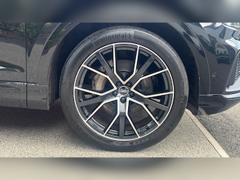 Used Audi Q8 2022 for sale - 75779567: Photo
