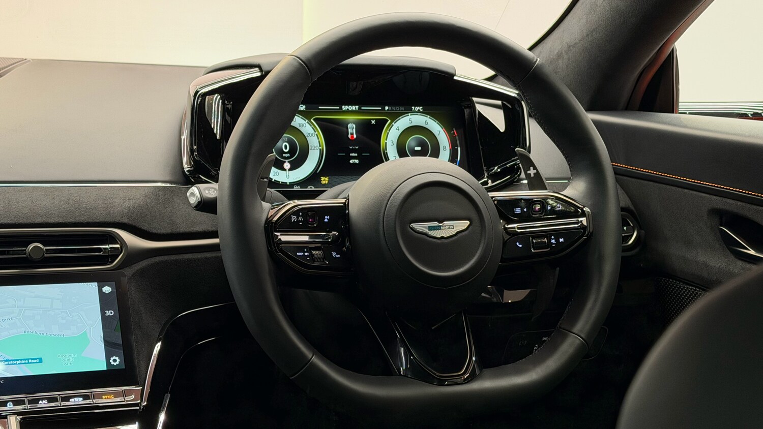 Used Aston Martin Vantage 2024 for sale - 77535746: Photo 11