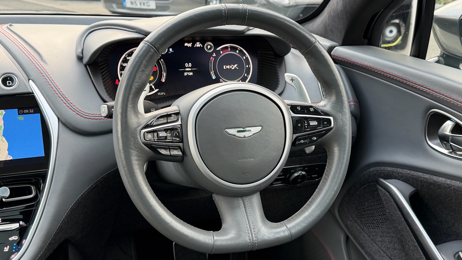 Used Aston Martin DBX 2021 for sale - 76149096: Photo 11