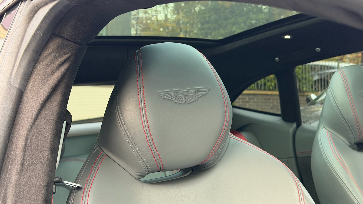 Used Aston Martin DBX 2021 for sale - 76149096: Photo 5